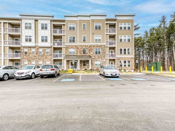 2 Winslow Ln 2302, Grafton MA 01519