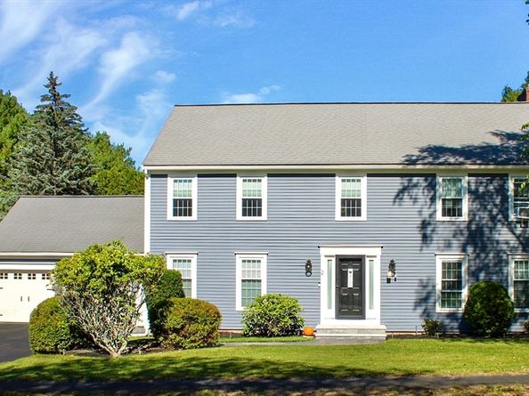 2 Applewood Circle, Shrewsbury MA 01545