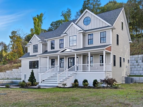 161 Bridge Street, Hamilton MA 01982