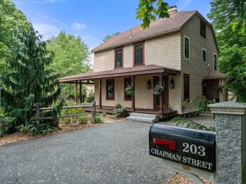 203 Chapman Street