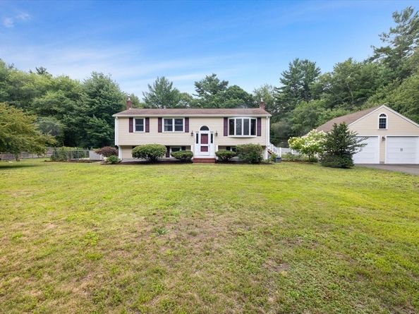109 Birch St, Pembroke MA 02359