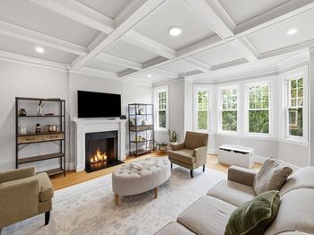 585 Franklin Street