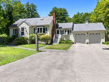 10 Standley St