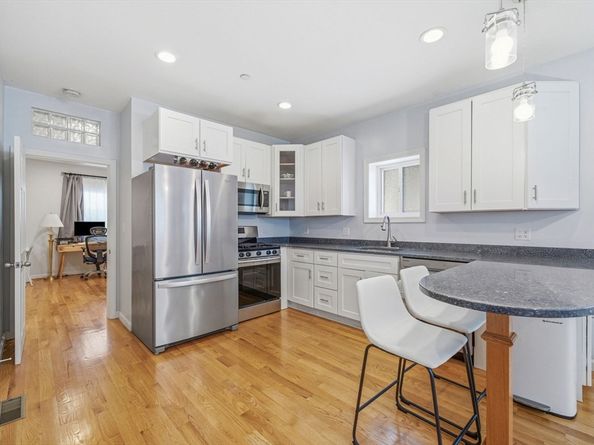518 Main St 2, Medford MA 02155