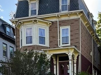 495 Warren St.