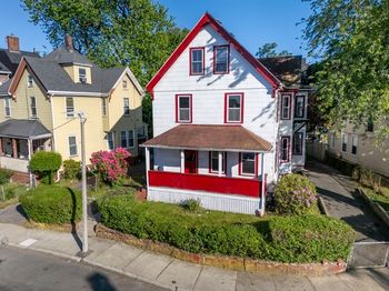 10 Waterlow St