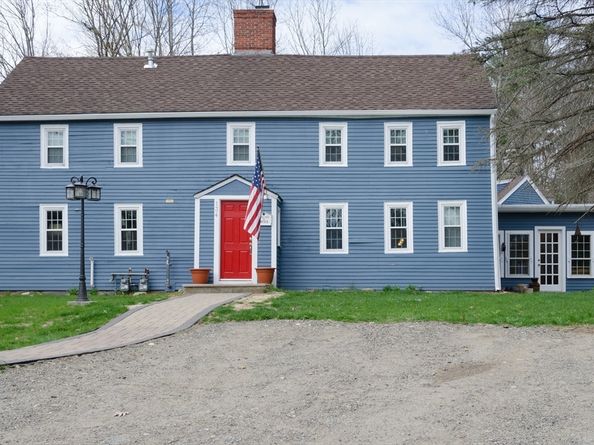134 King St, Groveland MA 01834
