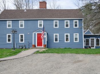 134 King St