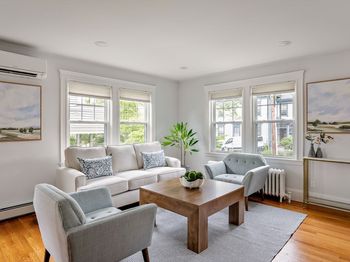 21 Fessenden Rd