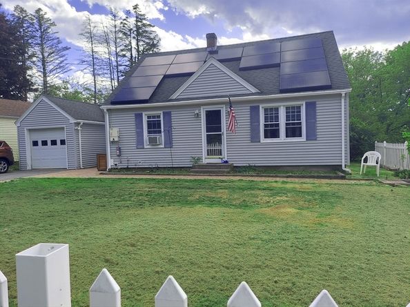 41 Dudley Hill Road, Dudley MA 01571