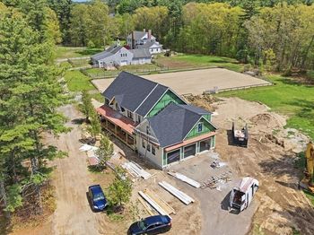 28 Deer Run Road