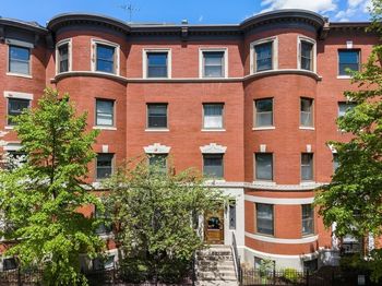 103 Gainsborough St