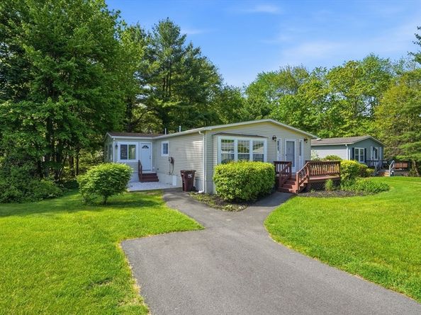 6 Evergreen Circle, Rockland MA 02370