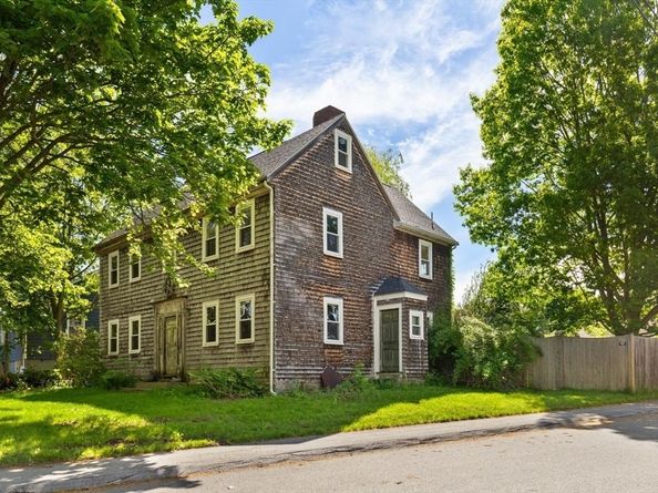 25 Poplar Street, Gloucester MA 01930