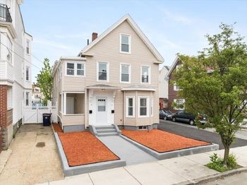 16 Oakes Street
