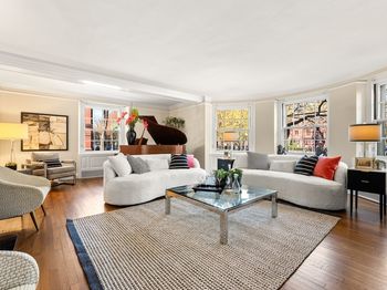 192 Commonwealth Ave