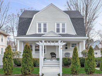 2031 Commonwealth Ave