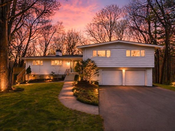 7 Clover Lane, Natick MA 01760