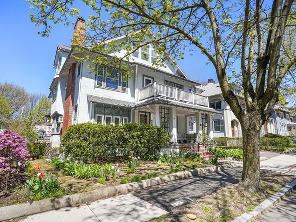 33-35 Russell Street 1, Brookline MA 02446