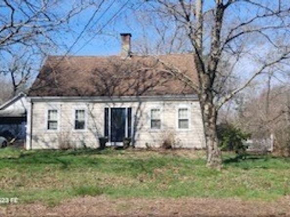 426-426A South St, Halifax MA 02338