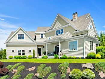 45 Whitehall Cir