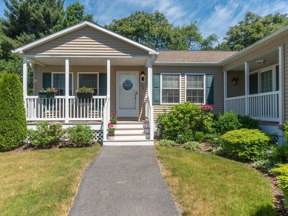 43 Fieldstone Circle, Bridgewater MA 02324