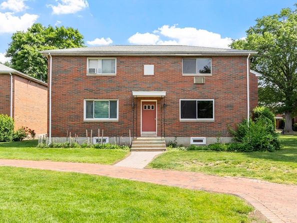 52 Bishop Dr. 52, Framingham MA 01701
