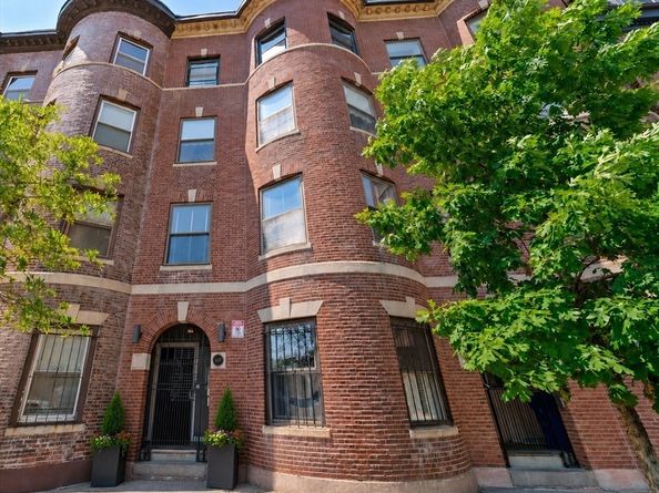 881 Harrison Ave 1, Boston MA 02118