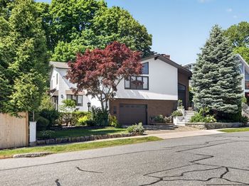 18 Roosevelt Rd