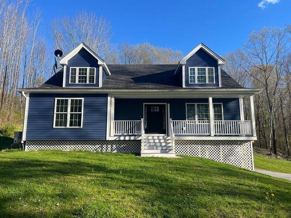 57 Pumpkin Lane, Charlton MA 01507