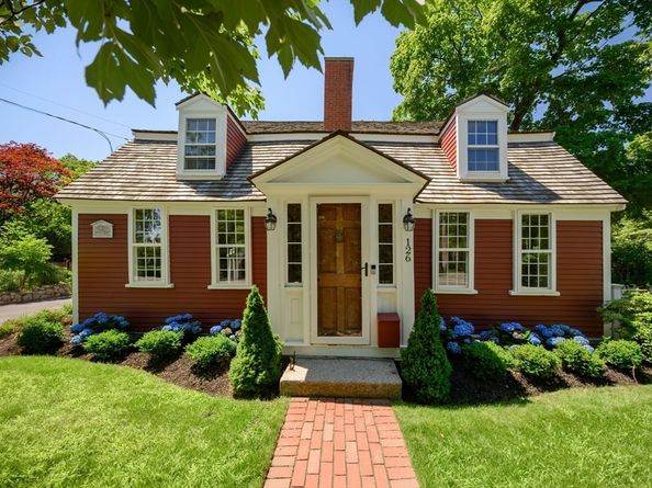 126 South Street, Hingham MA 02043