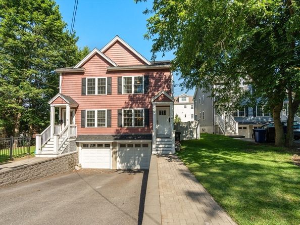 34 Washington St 34, Arlington MA 02474
