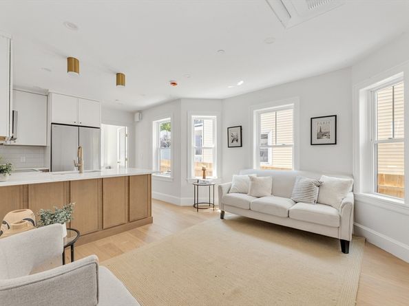3915 Washington Street 1, Boston MA 02131