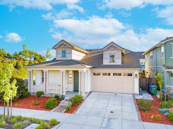 34135 Bridle Street