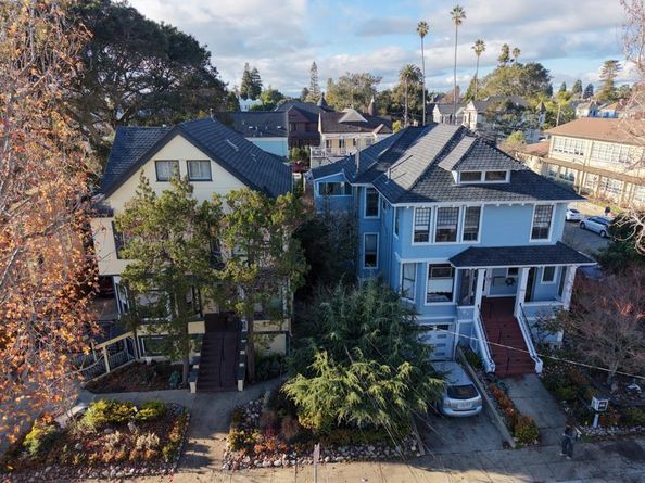 Chestnut, Alameda CA 94501