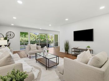 151 Buckingham Drive