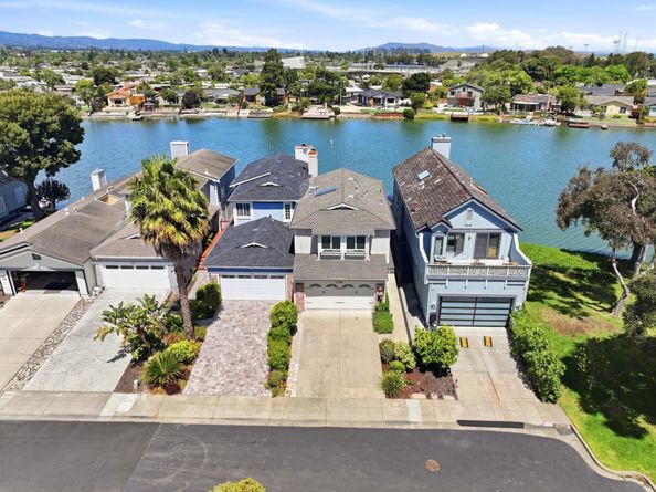 1259 Shoal Drive, San Mateo CA 94404
