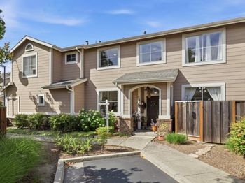 439 Ashling Court