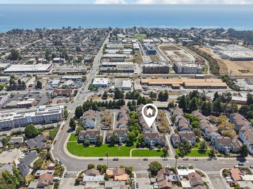 41 Grandview Street 907, Santa Cruz CA 95060