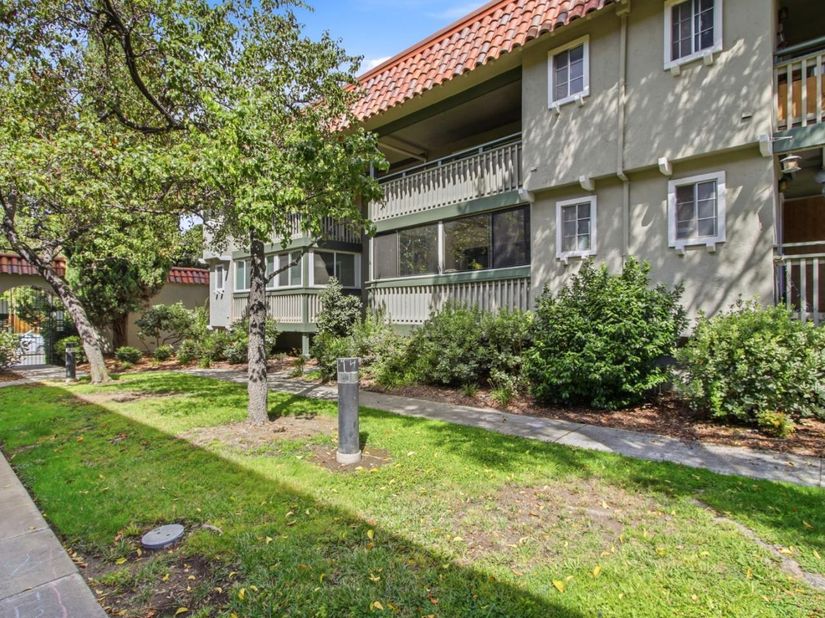 217 Kiely Boulevard B, Santa Clara CA 95051