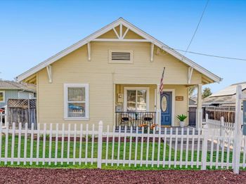 249 Carpenteria Road