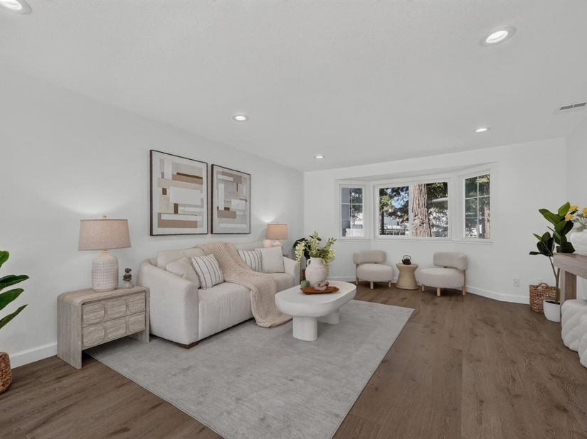 821 Montgomery Street, Mountain View CA 94041