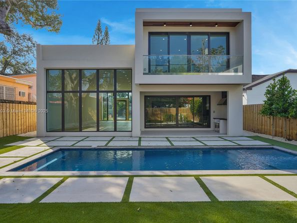 63 NW 47th Ter, Miami FL 33127