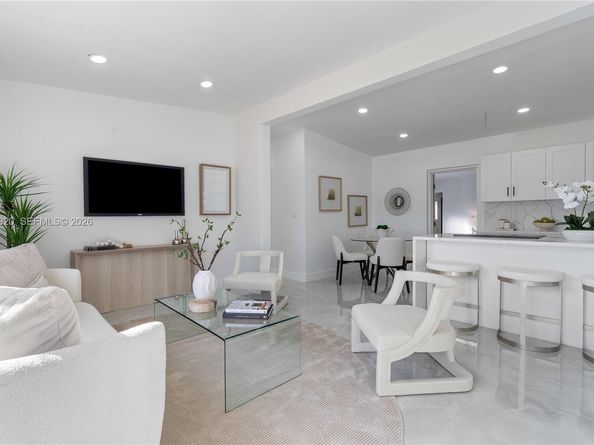 4041 NE 15th Ter, Pompano Beach FL 33064