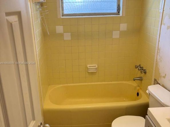 10010 SW 161st St, Miami FL 33157