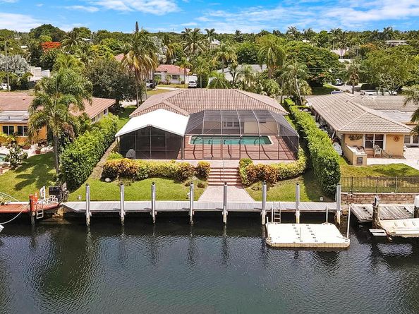 2700 NE 23RD Street, Pompano Beach FL 33062