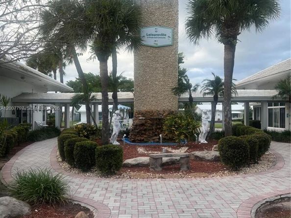 2501 W Golf Blvd 128, Pompano Beach FL 33064