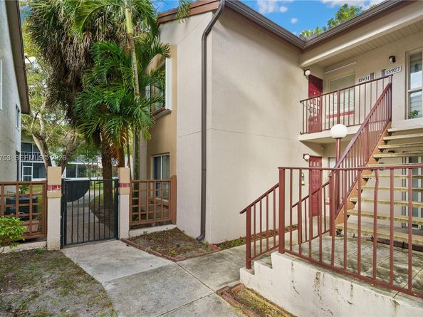 13931 SW 91st Ter 13931, Miami FL 33186