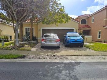 6232 NW 36th Ave