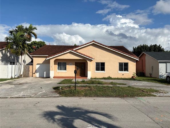 17055 SW 144th Ct, Miami FL 33177